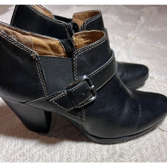 Sofft Shoes - Sofft Size 8.5 M NELL Black Leather Ankle Boots Women Shoes Buckle Zipper Heels